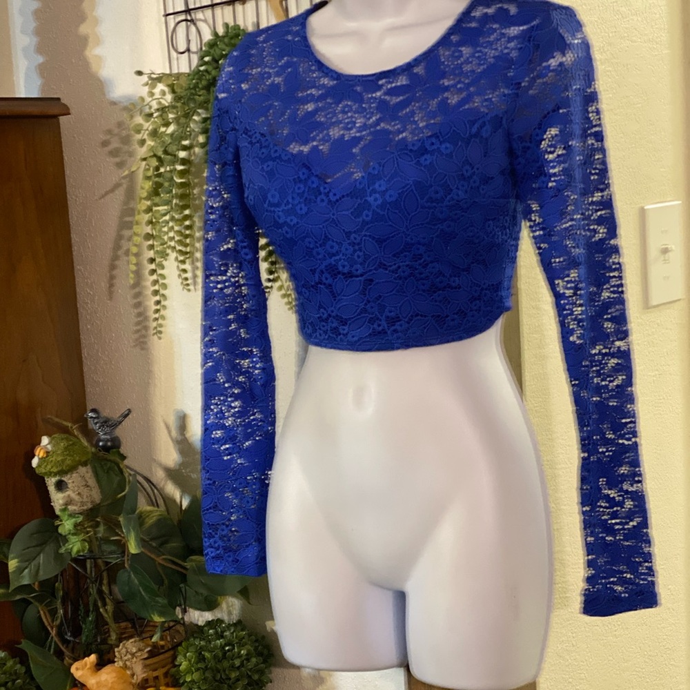 B. Smart Blue Lace Crop Top
